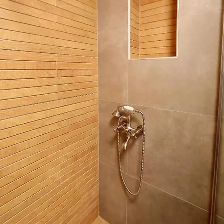 Nyaraló Stone Fantasy Zára