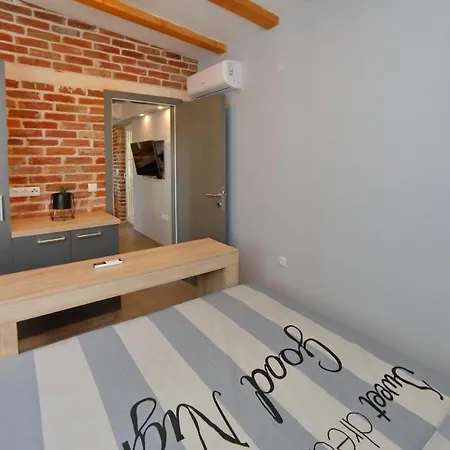 Stone Fantasy Hébergement de vacances