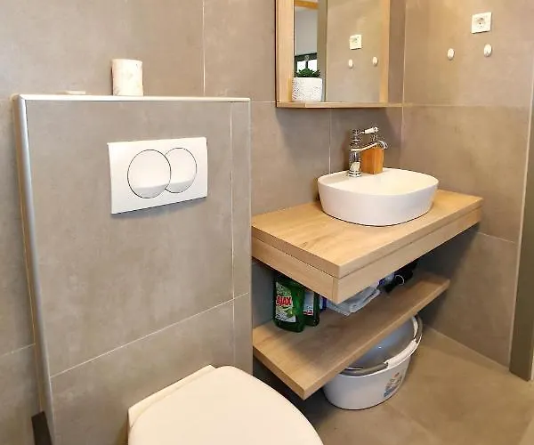 別荘 Stone Fantasy *