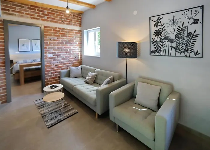 Stone Fantasy Ferienhaus *